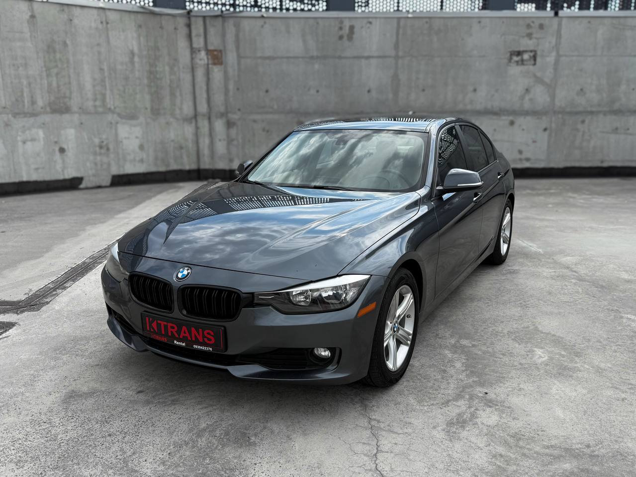 BMW 320i